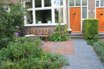 voortuin_rode_tegels