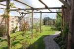 zijtuin-met-schommelpergola