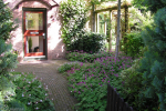 Dorpstuin met bomen
